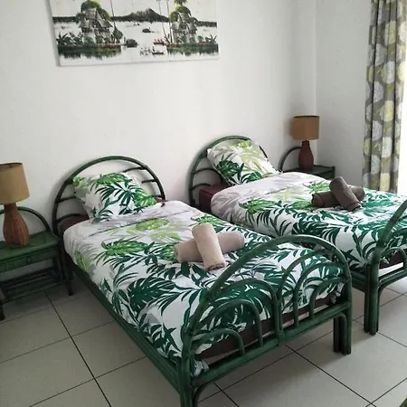 Couleurs Des Iles , Fréjus-plage