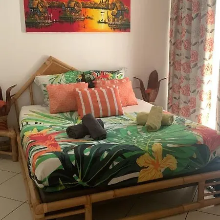 Couleurs Des Iles , Fréjus-plage * Fréjus